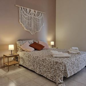 Camera grande con letto king size